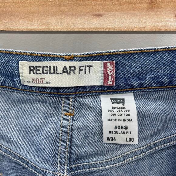 Levi’s 505 Regular Fit Cut-Off Shorts Mens 34 Medium Denim High Rise 5" Length - Picture 5 of 5